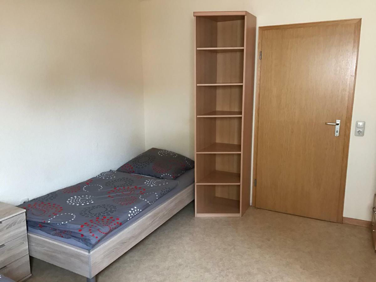 Messe Cgn/Dus Grossraeumige Wohnung In Guter Verkehrslage Леверкузен Екстериор снимка