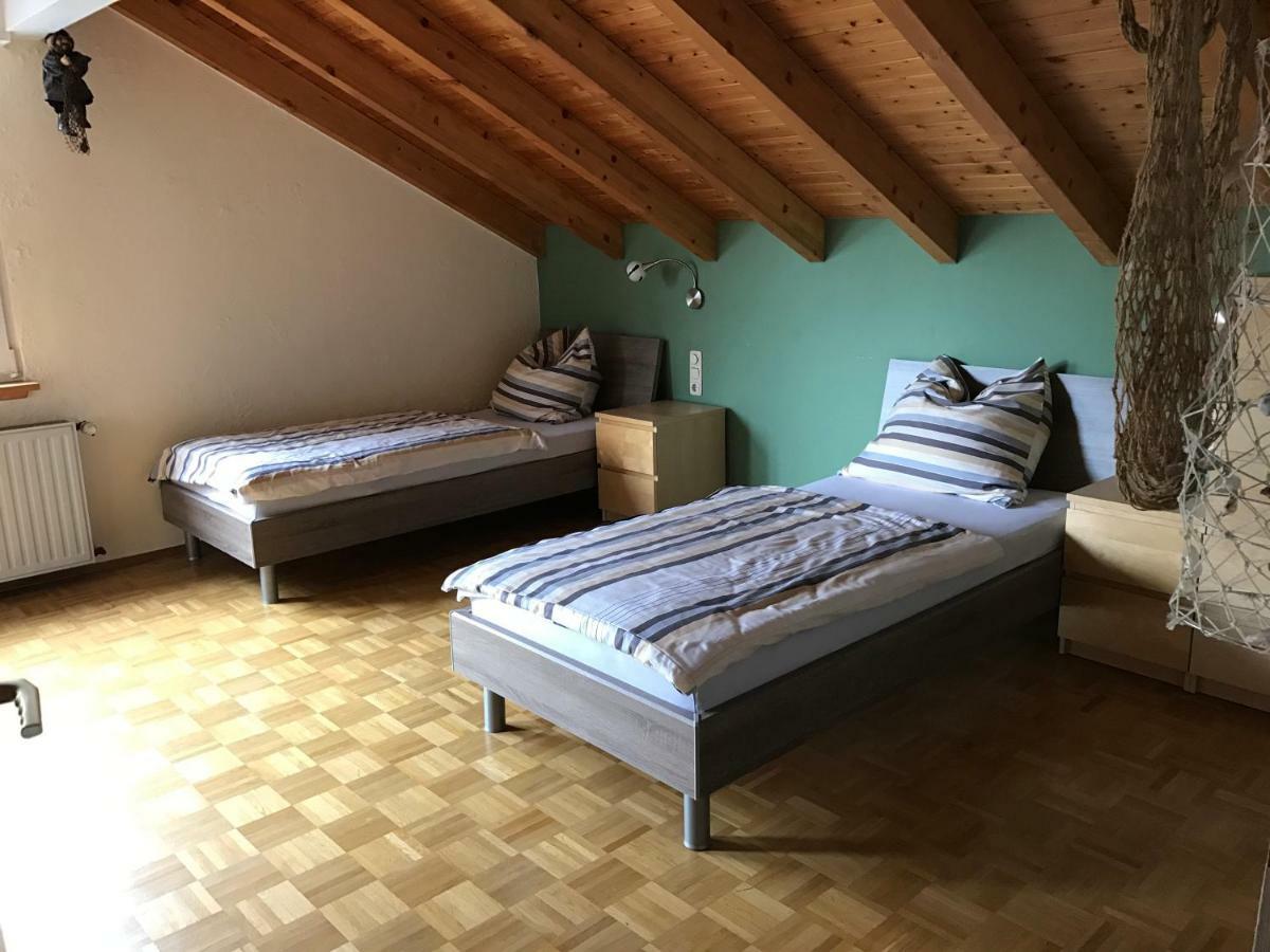Messe Cgn/Dus Grossraeumige Wohnung In Guter Verkehrslage Леверкузен Екстериор снимка