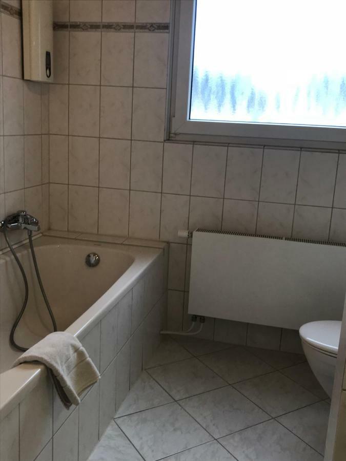 Messe Cgn/Dus Grossraeumige Wohnung In Guter Verkehrslage Леверкузен Екстериор снимка
